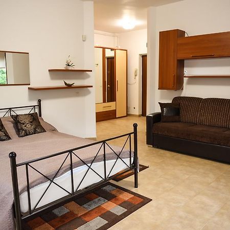 Modern Apartment Near City Center Cluj-Napoca Exteriör bild